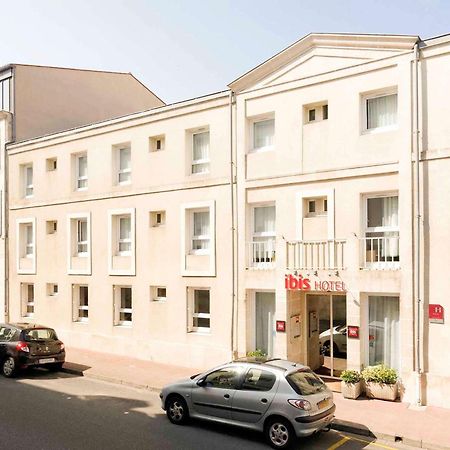Ibis Rochefort Exterior photo