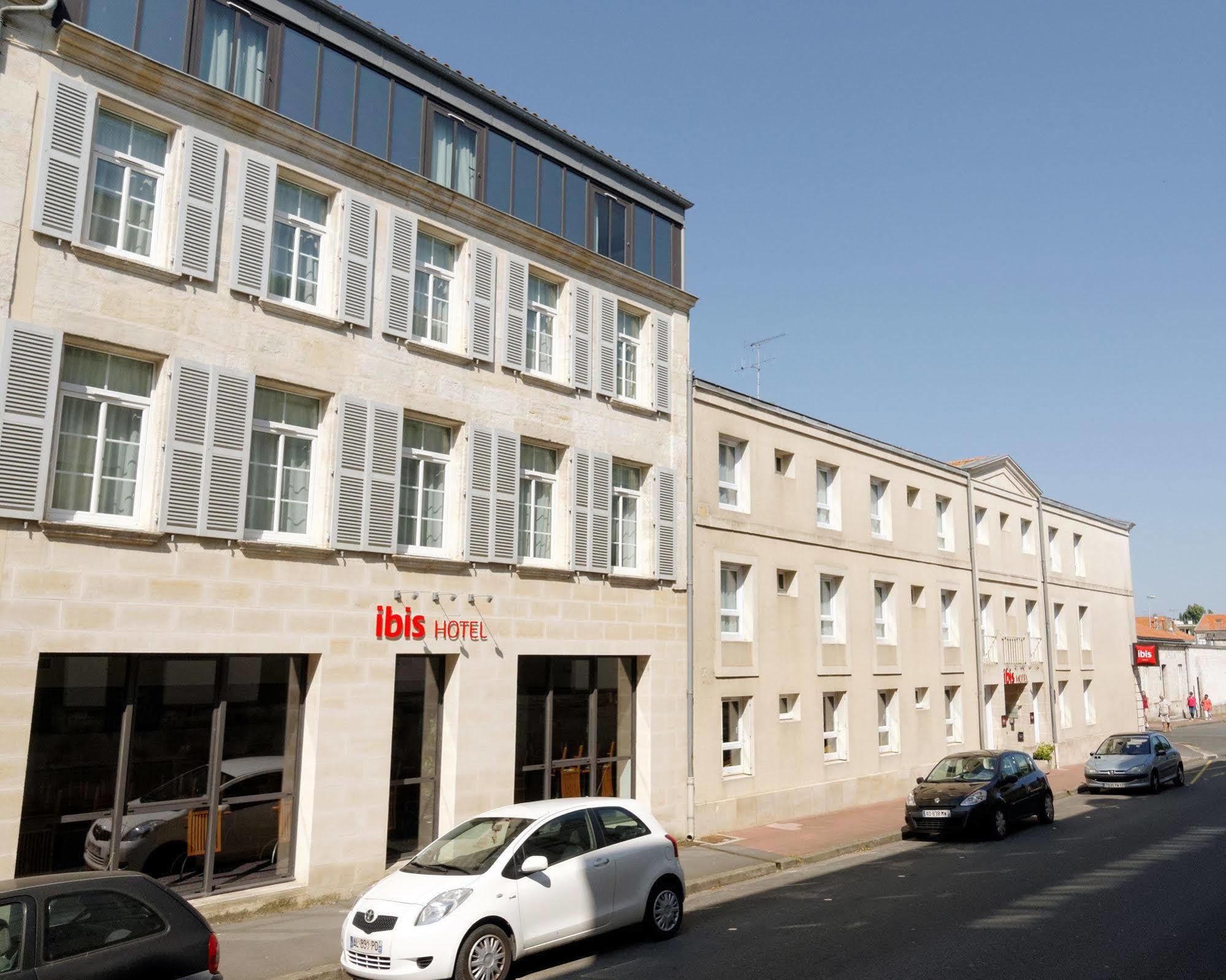 Ibis Rochefort Exterior photo